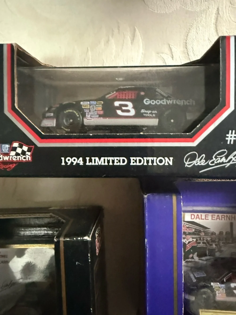 Dale Earnhardt #3 NASCAR Diecast Display Lot Man‎ Cave Gift Racing Champions